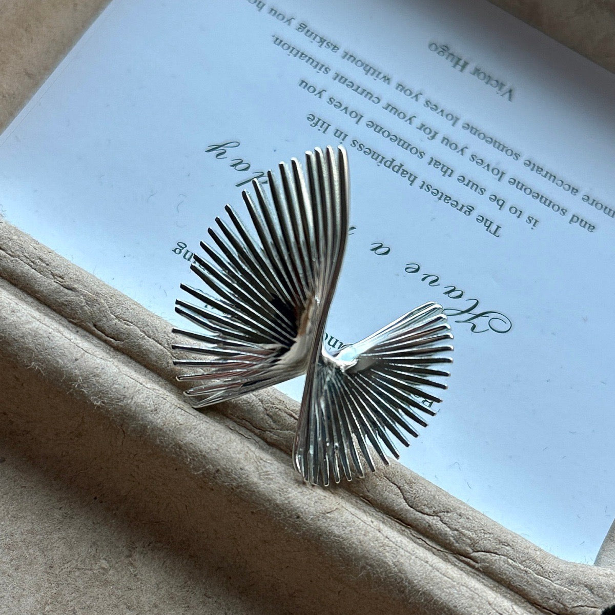 Ring Ginkgo leaves