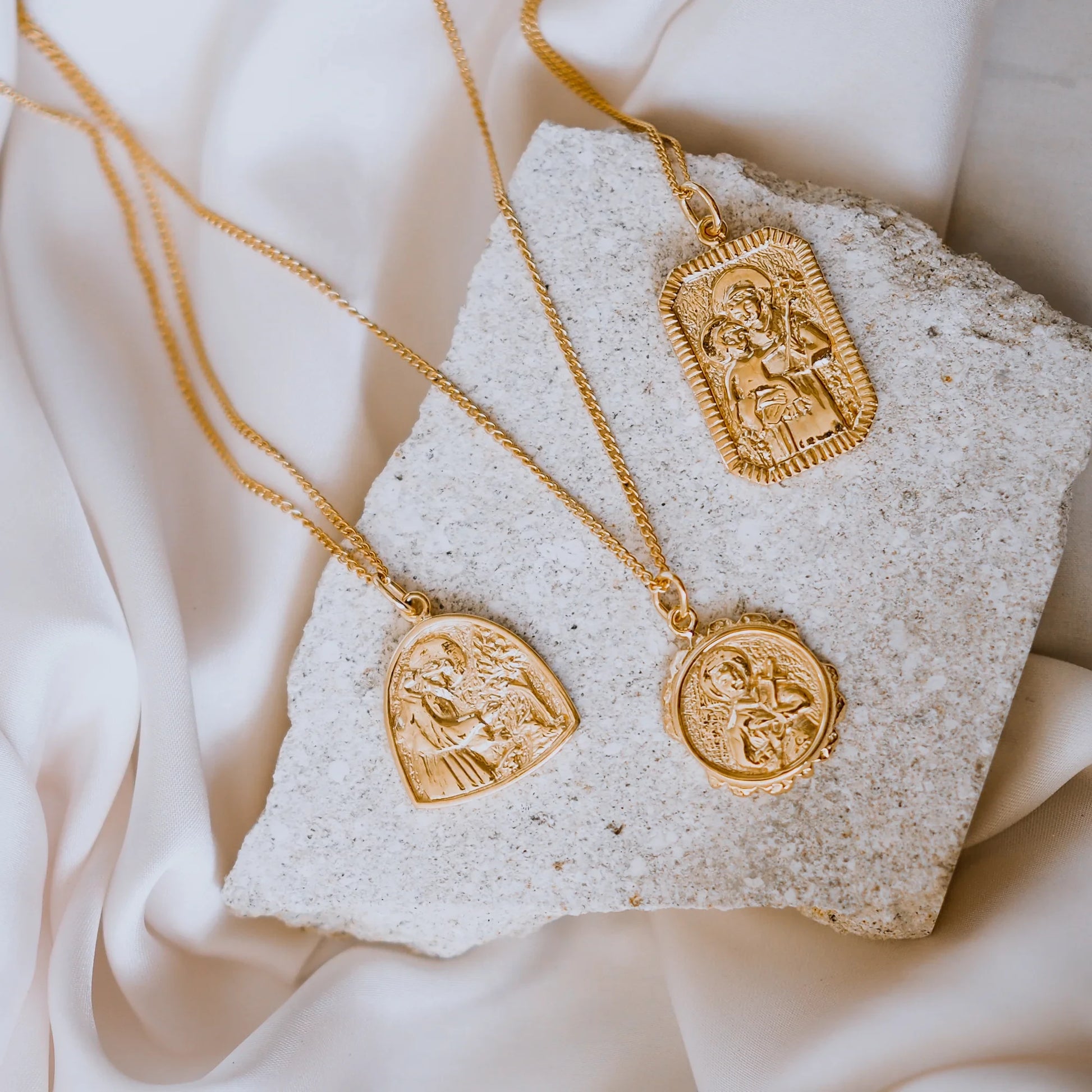 St Anthony Saint Pendant Necklace Gold Gold St Anthony Necklace